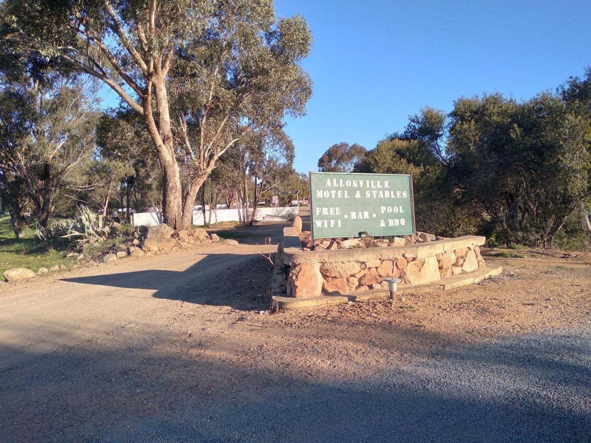 Allonville Gardens Motel Wagga Wagga Eksteriør bilde