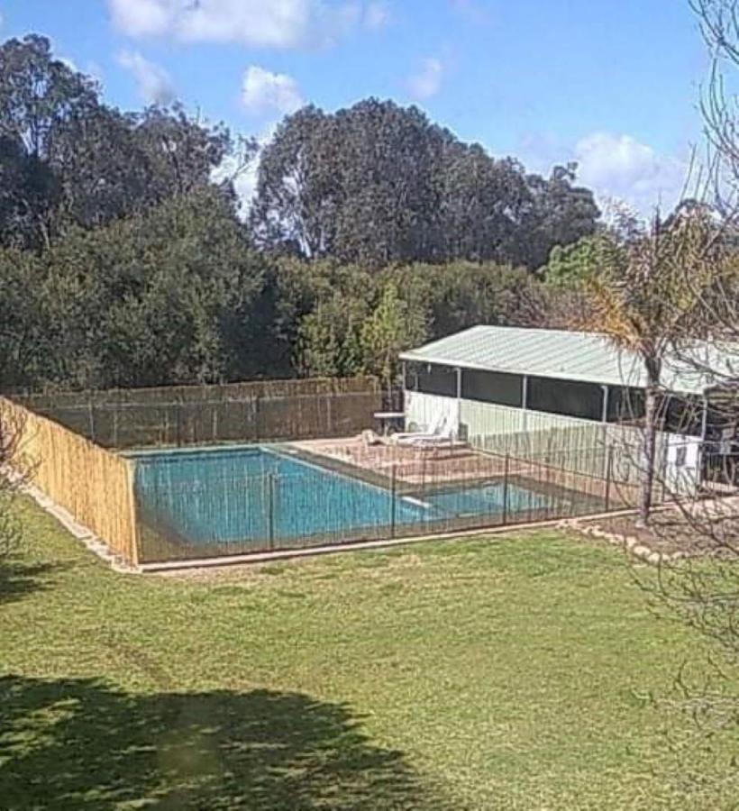 Allonville Gardens Motel Wagga Wagga Eksteriør bilde