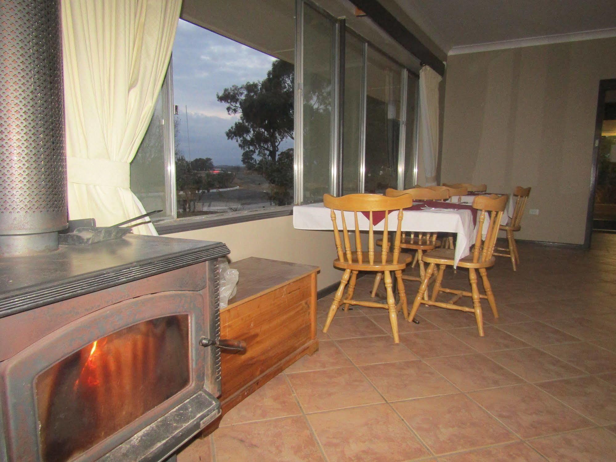 Allonville Gardens Motel Wagga Wagga Eksteriør bilde