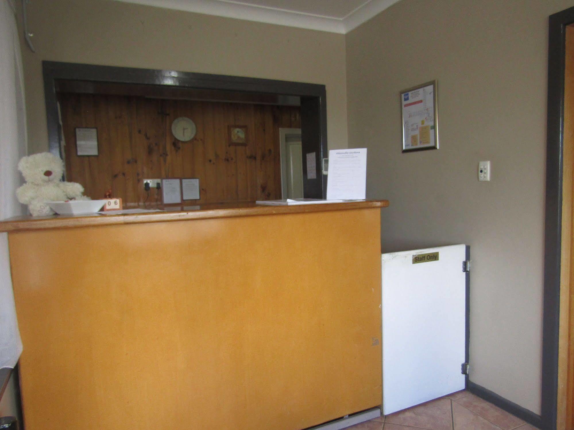 Allonville Gardens Motel Wagga Wagga Eksteriør bilde